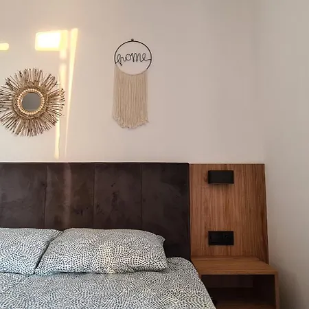 Na Fali I *